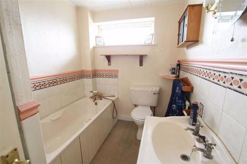 19 Bryn Awelon, Flint, CH6 5QA