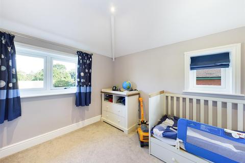 65 Hackness Road, Scarborough, YO12 5SD