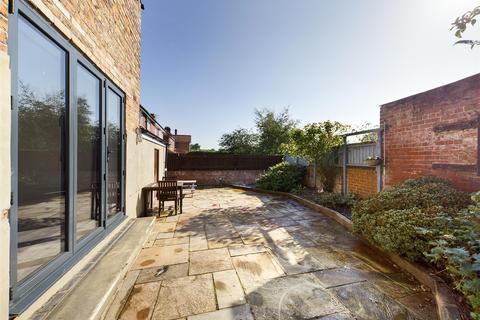 65 Hackness Road, Scarborough, YO12 5SD