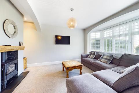 65 Hackness Road, Scarborough, YO12 5SD