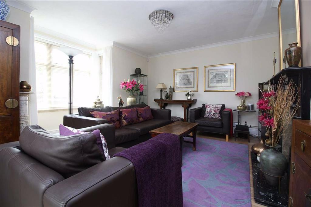 Southern Lane, Barton On Sea, Hampshire 5 bed detached house £750,000