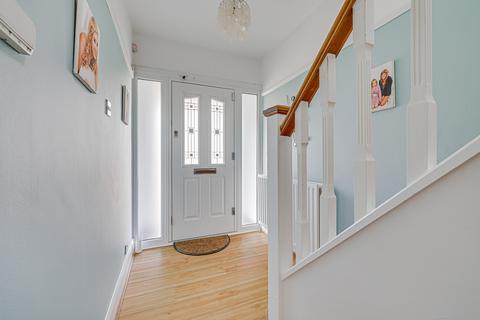 54 Bailey Road, Leigh-on-sea, SS9 3PJ