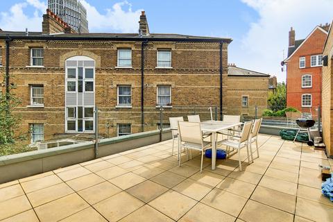 2 bedroom apartment for sale, Webber Street, London