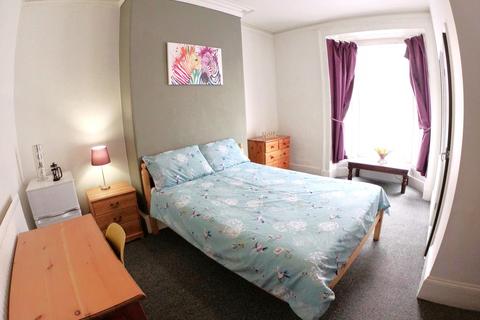 1 bedroom in a house share to rent, 65 Monks Road, Lincoln, Lincolnshire, LN2 5HP