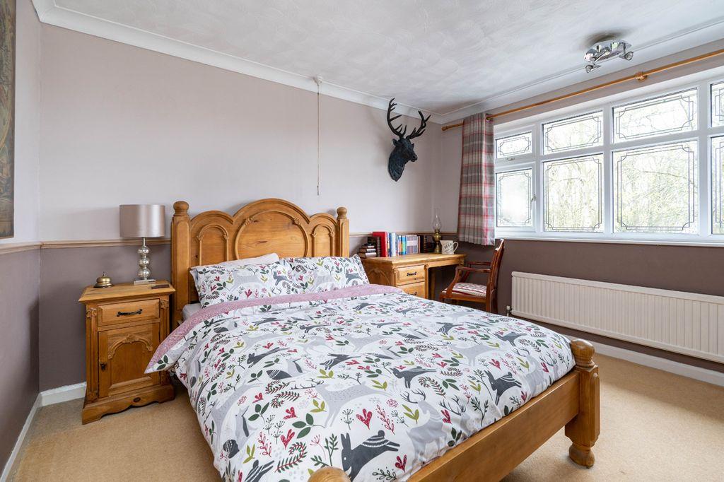 Bedroom 2 (Double)