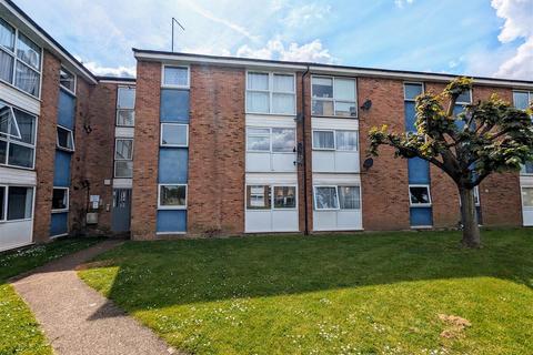 2 bedroom apartment for sale, Ashlands Court, Coronation Avenue, East Tilbury