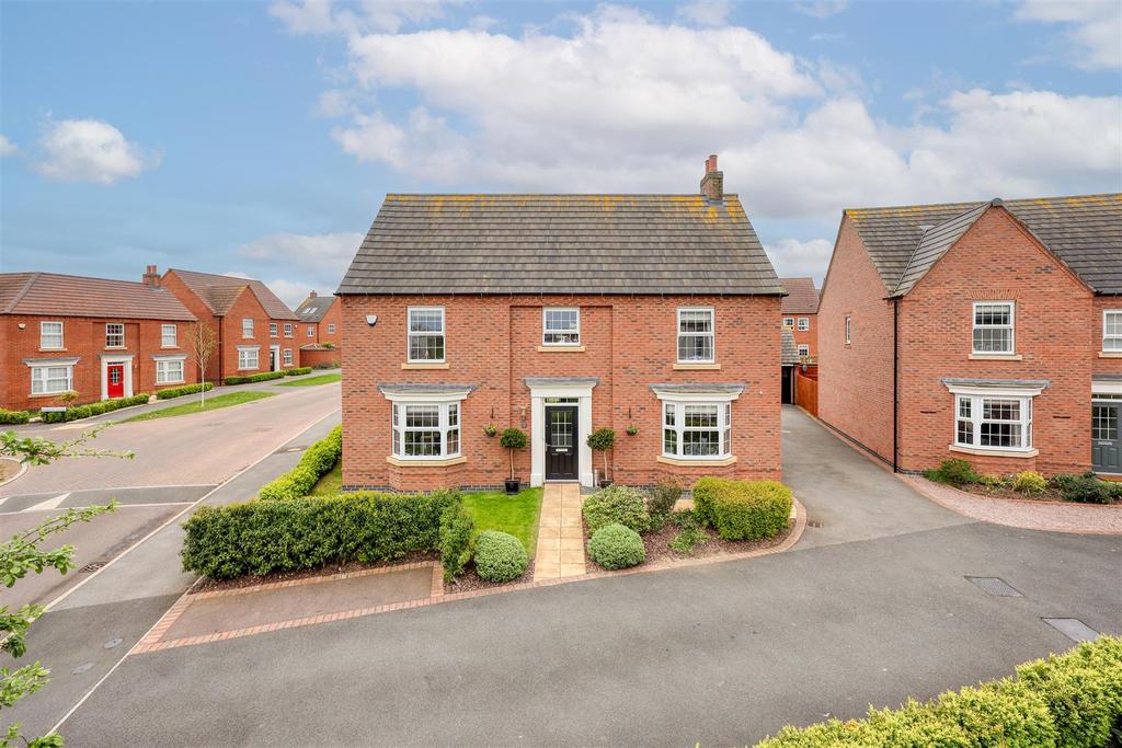 Cornflower Way, East Leake 5 bed detached house £595,000