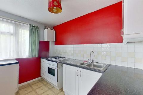 68b Downs Barn Boulevard, Downs Barn, Milton Keynes, MK14 7LB