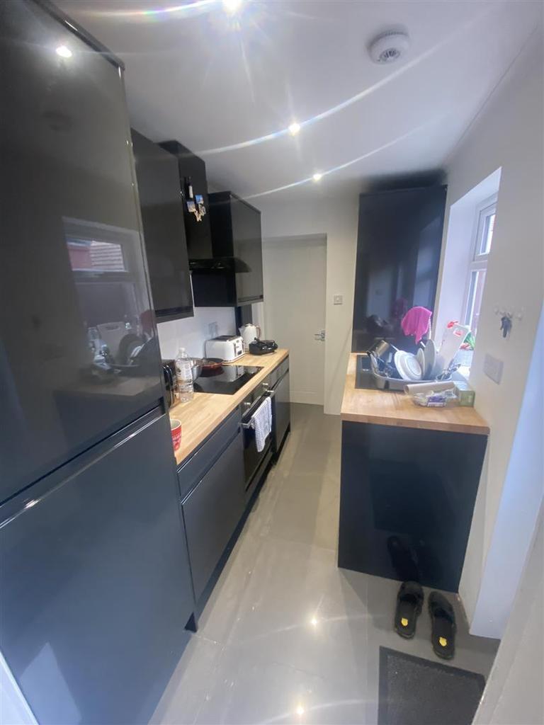 Brunner Avenue, Shirebrook, Mansfield 3 bed townhouse £135,000