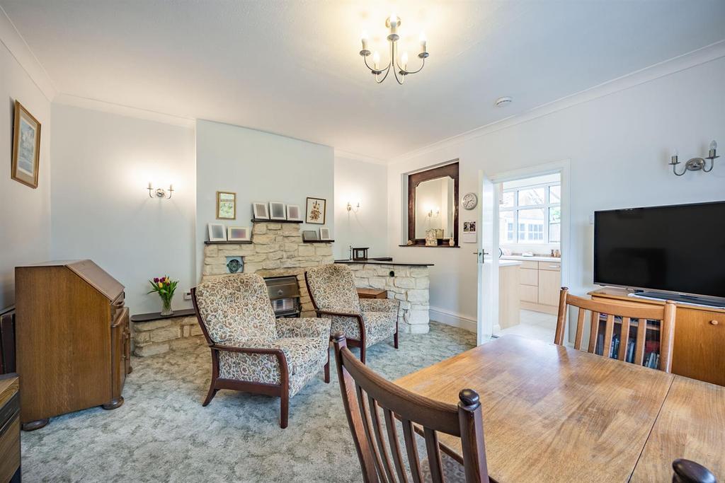 8502872-interior18.jpg