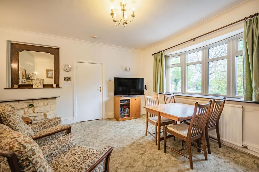 8502872-interior16.jpg