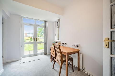 182 Dunchurch Road, Rugby, CV22 6DT