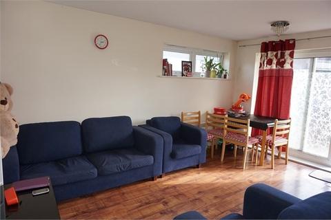 2 bedroom flat for sale - Chalkhill Road, WEMBLEY, HA9