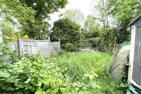 168 Washington Road, Worcester Park, KT4 8JJ