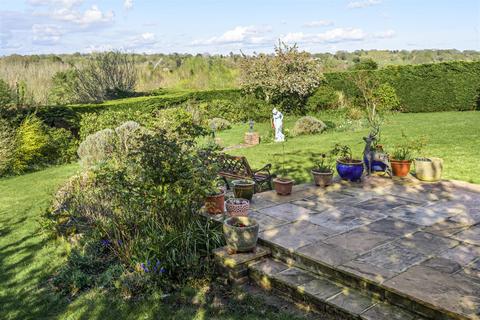 Santa Monica Foxfields, West Chiltington, Pulborough, RH20 2JQ