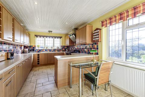 Santa Monica Foxfields, West Chiltington, Pulborough, RH20 2JQ