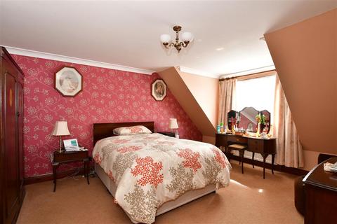 297 Leysdown Road, Leysdown On Sea, Sheerness, ME12 4AR