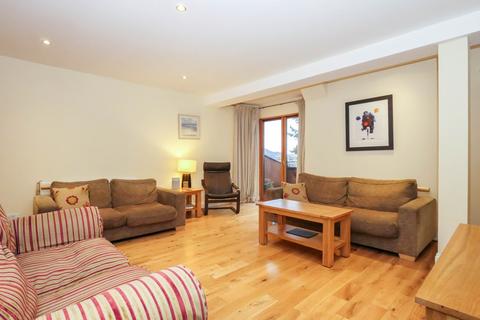 5 St Ninians Court Heathcote Road, Crieff, PH7 4AS