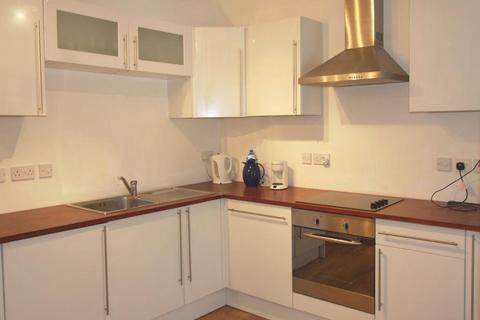 Studio to rent, Knighten Street, Wapping, E1W