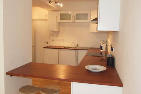 Studio to rent, Knighten Street, Wapping, E1W