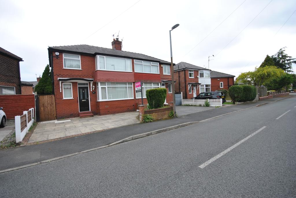 Welwyn Drive, Salford M6 3 bed semidetached house £245,000