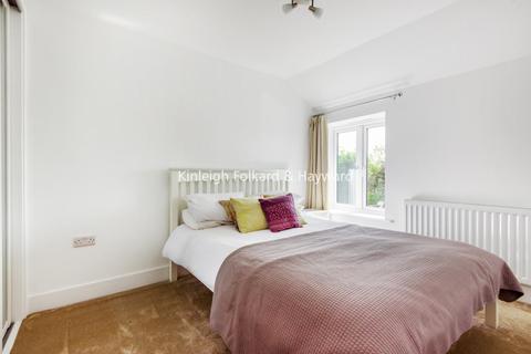 1a Pembury Close, Bromley, BR2 7PS