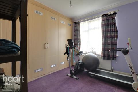 3 Angle Road, Grays, RM20 4AP