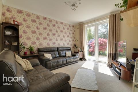3 Angle Road, Grays, RM20 4AP