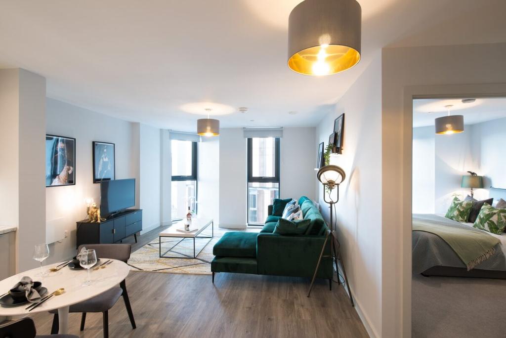 Lounge/Kitchen