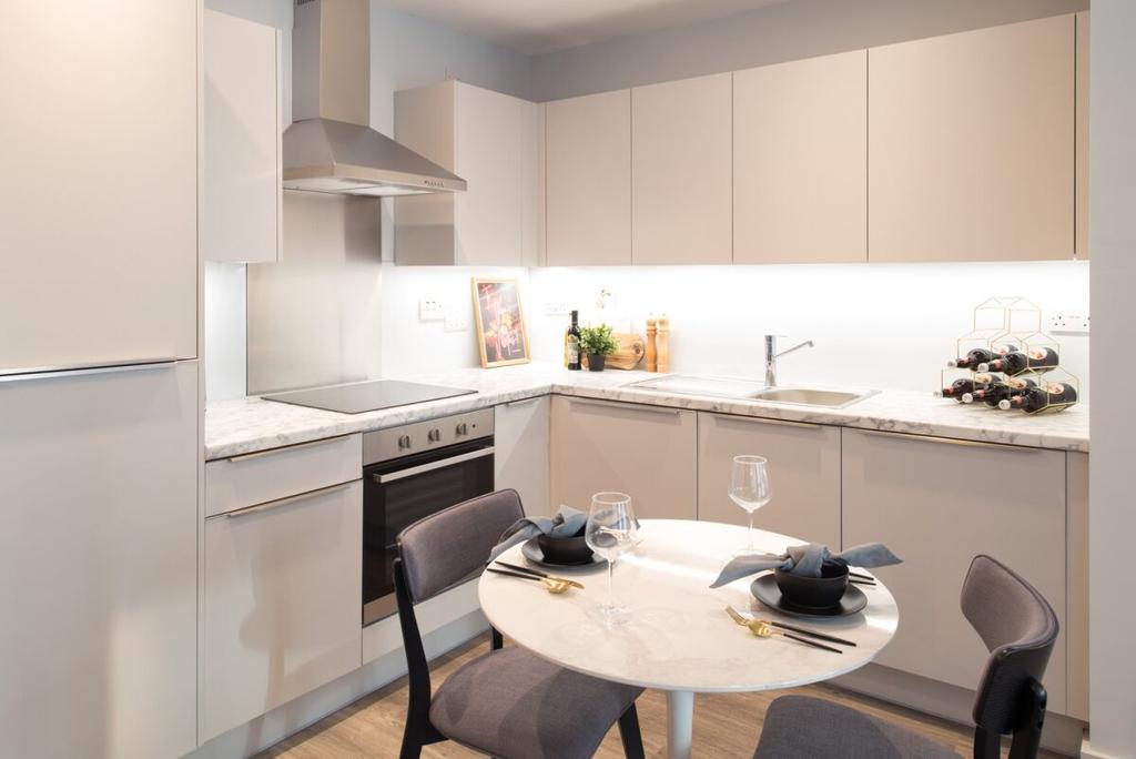 Lounge/Kitchen