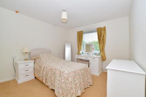 2 bedroom maisonette for sale, Roding Close, Cranleigh, Surrey