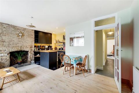 8a Ashley Road, London, N19 3AE
