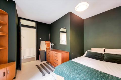 8a Ashley Road, London, N19 3AE