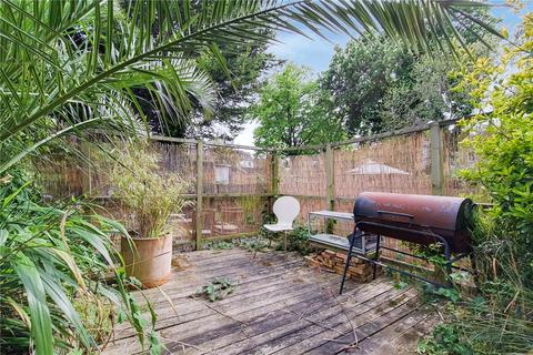 8a Ashley Road, London, N19 3AE