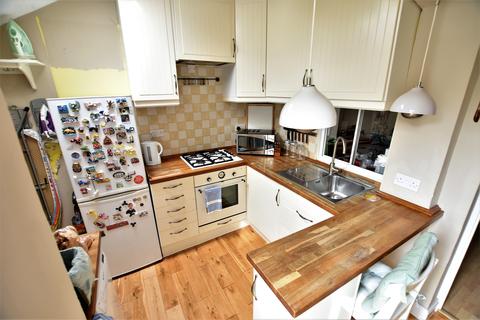 7 Fruen Road, Feltham, TW14 9NT