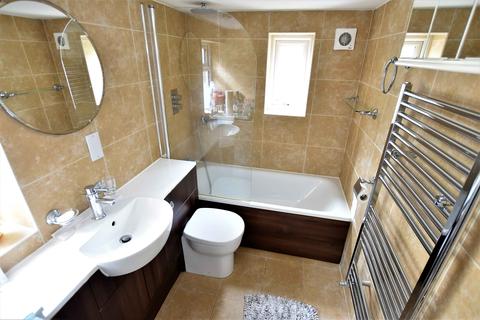 7 Fruen Road, Feltham, TW14 9NT