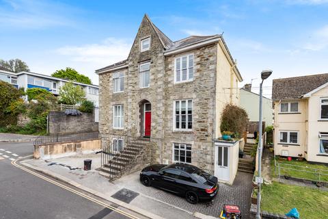 12 Mitchell Hill, Truro, TR1 1EE