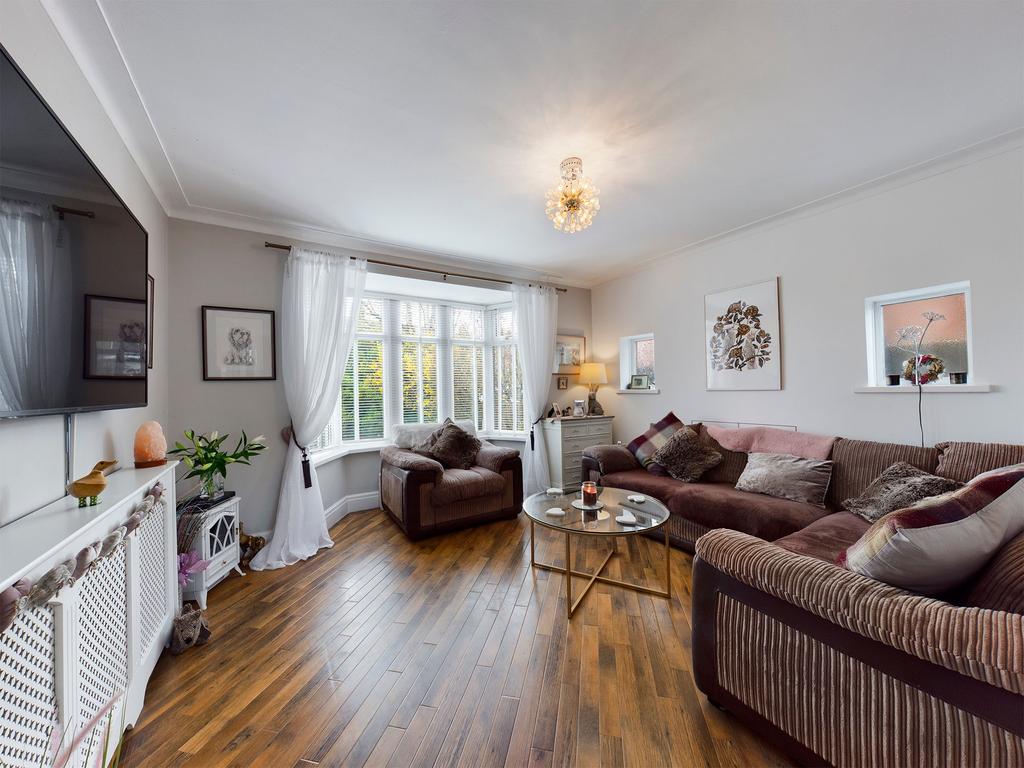 Lennox Gate, Blackpool, FY4 3 bed detached house £250,000