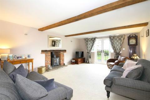 5 bedroom semi-detached house for sale - Church Road, Penn, High Wycombe, HP10
