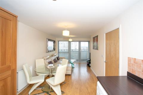 2 bedroom apartment to rent, Wilmington Close, Watford, WD18