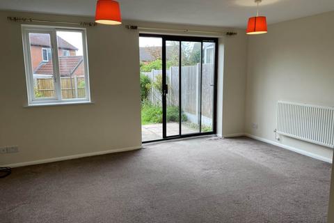 3 bedroom semi-detached house to rent, Deane Avenue, Wyke, Gillingham