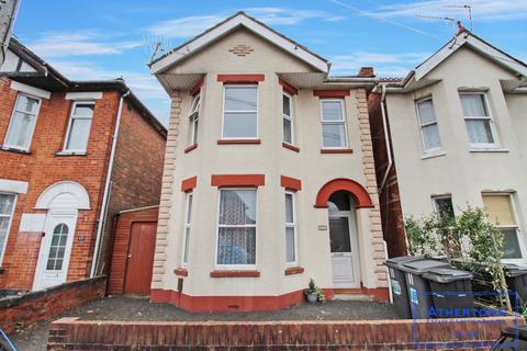 4 bedroom detached house for sale - Markham Road, Bournemouth. BH9
