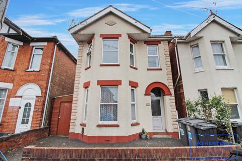 11 Markham Road, Winton, Bournemouth, BH9 1HY