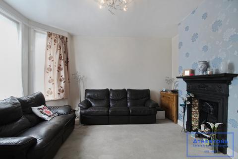 11 Markham Road, Winton, Bournemouth, BH9 1HY