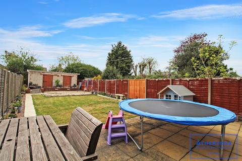 11 Markham Road, Winton, Bournemouth, BH9 1HY