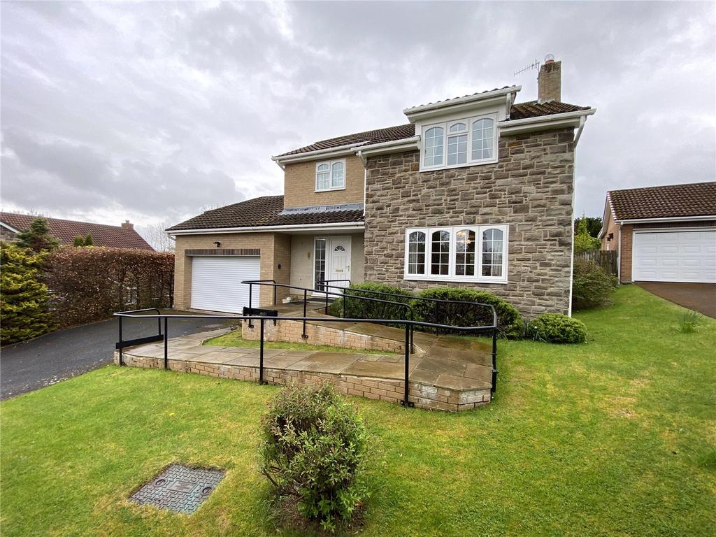 Coulson Close, Beaumont Park, Hexham... 4 bed detached house £425,000
