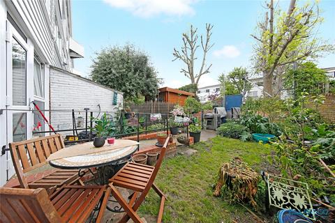 2 bedroom maisonette for sale, Goldman Close, London, E2