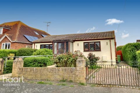 19 Danes Drive, Leysdown On Sea, Sheerness, ME12 4AJ