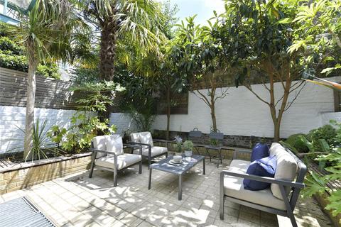 10 Kersley Street, London, SW11 4PT