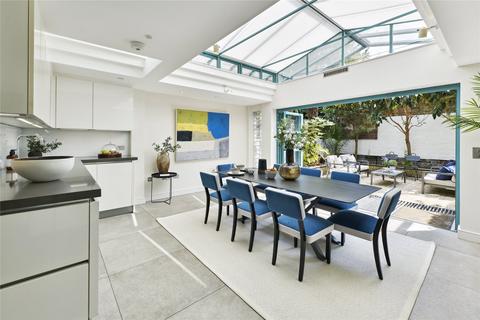 10 Kersley Street, London, SW11 4PT